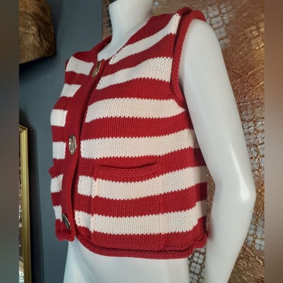 Nwt Zara Red and Crean Striped Knit Vest with Large Goldtone Buttons - Picture 8 of 12